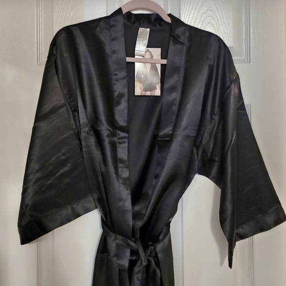 Baci Black Satin Mini Robe Valentine's Day Romantic Date Night Sash Waist Tie-Up - Picture 5 of 7